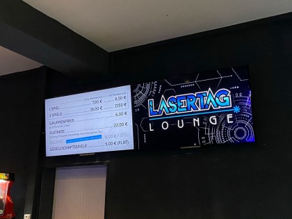 Lasertag & Lounge Screendesign